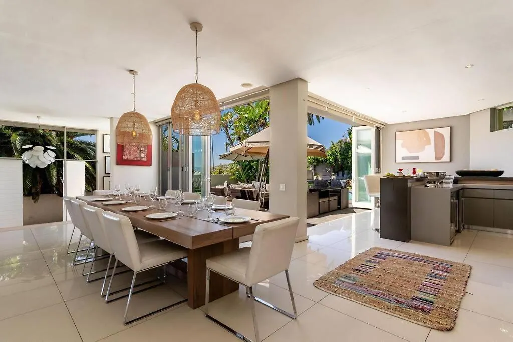 Green Point Grande - Luxury Family Villa With Pool & Views Cape Town