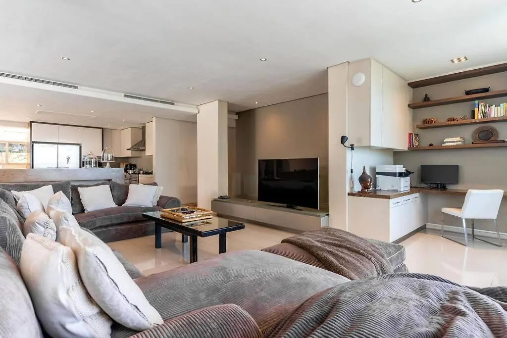 Green Point Grande - Luxury Family Villa With Pool & Views Cape Town 0*,