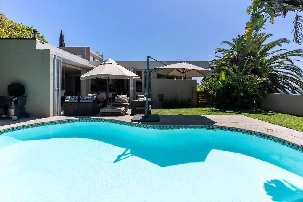 Green Point Grande - Luxury Family Villa With Pool & Views ケープタウン