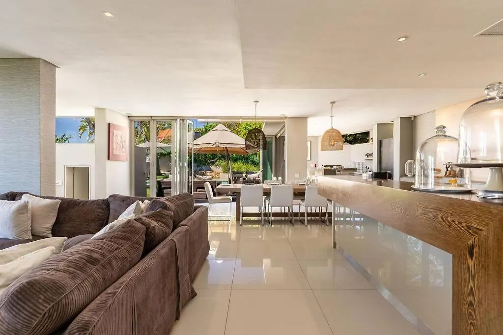 Green Point Grande - Luxury Family Villa With Pool & Views ケープタウン